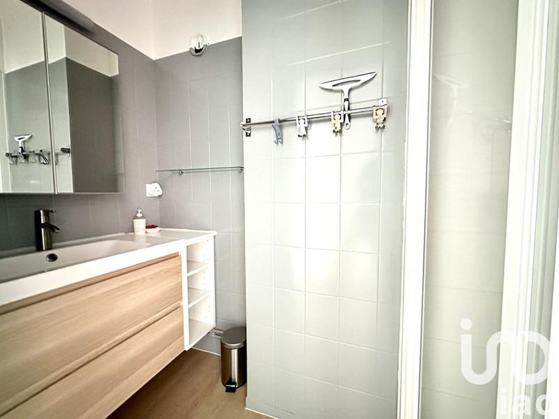 Appartement - 93 m² - 5 pièces