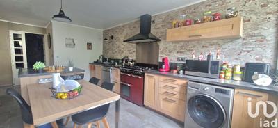 Maison - 212 m² - 6 pièces