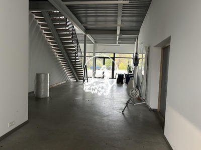 Local d'activités - 139 m²