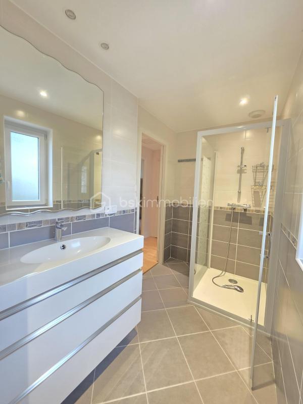 Maison - 91 m² - 4 pièces