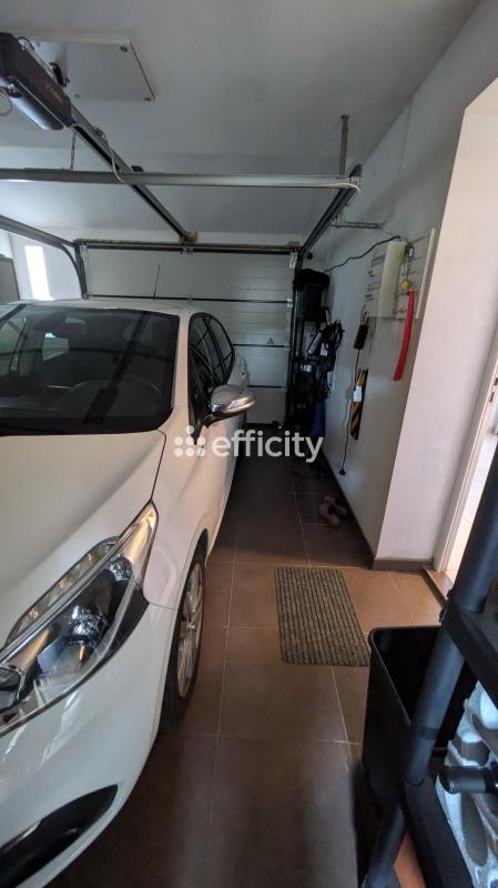 Maison - 140 m² - 8 pièces