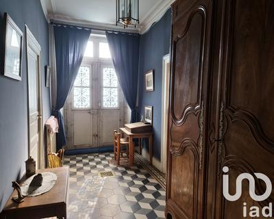 Maison - 205 m² - 8 pièces