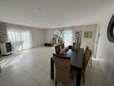 Maison - 118 m² - 4 pièces