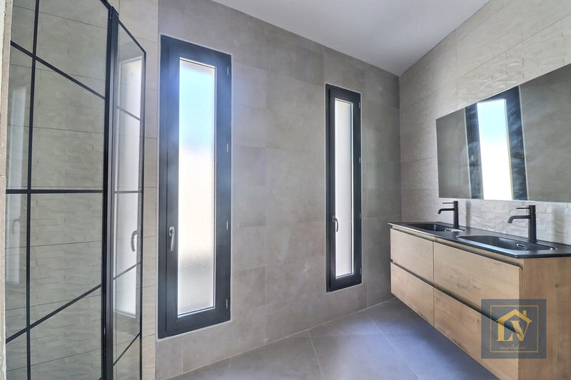 Villa - 115 m² - 4 pièces