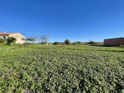 Terrain constructible - 11 232 m²