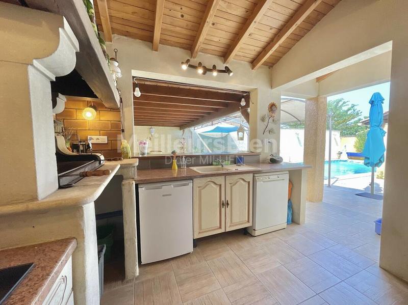 Maison - 160 m² - 6 pièces