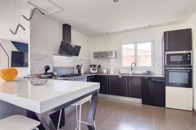 Maison - 143 m² - 5 pièces