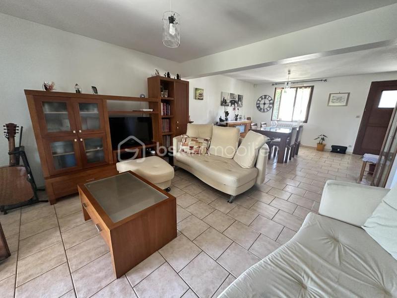 Pavillon - 110 m² - 5 pièces