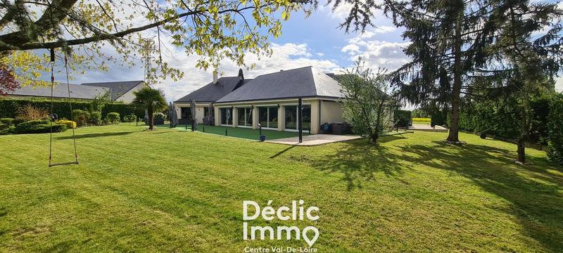 Maison - 317 m² - 6 pièces