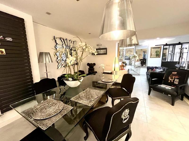 Appartement - 88 m² - 3 pièces