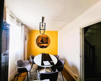 Maison traditionnelle - 100 m² - 5 pièces