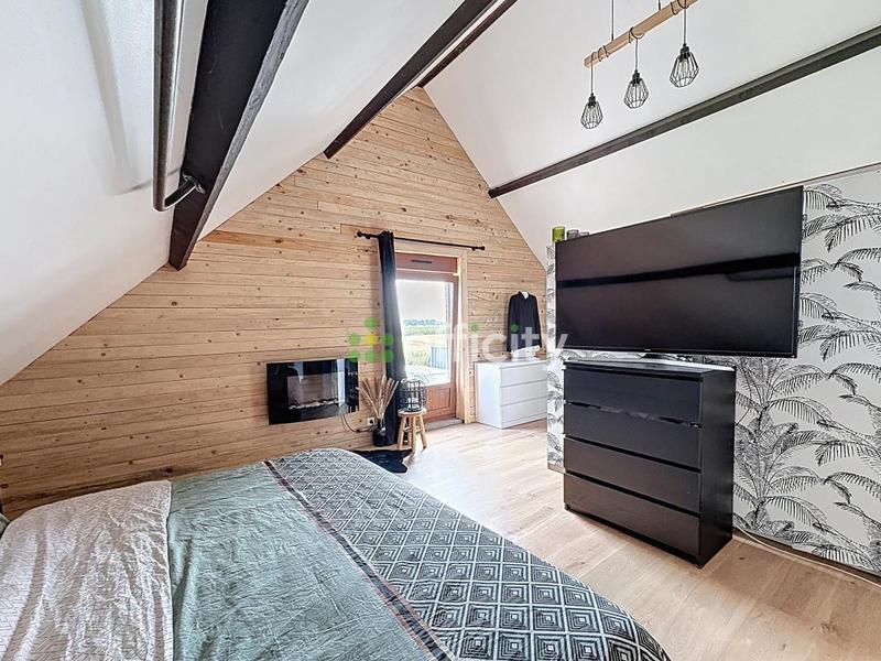 Corps de ferme - 210 m² - 5 pièces