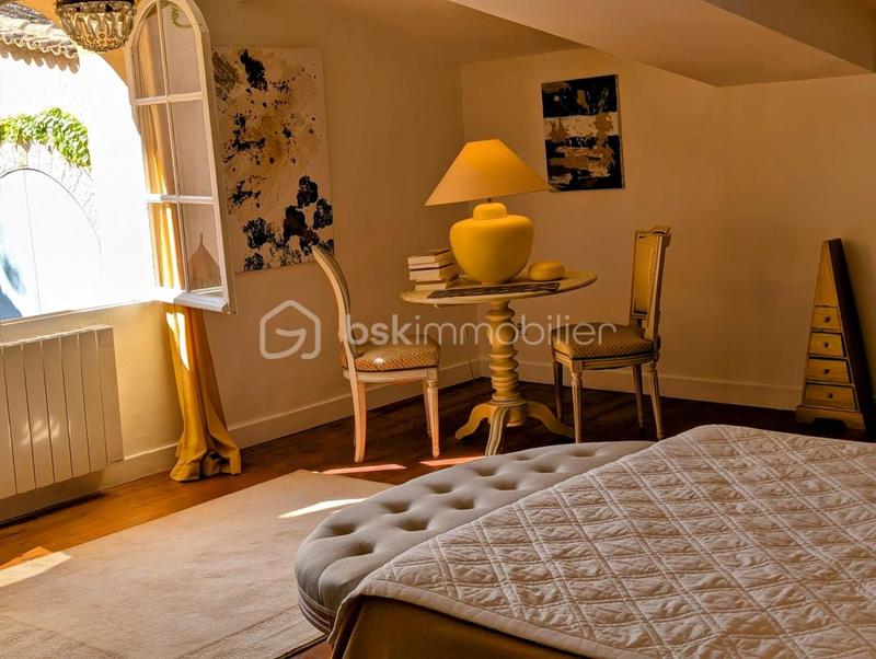 Maison de village - 296 m² - 7 pièces