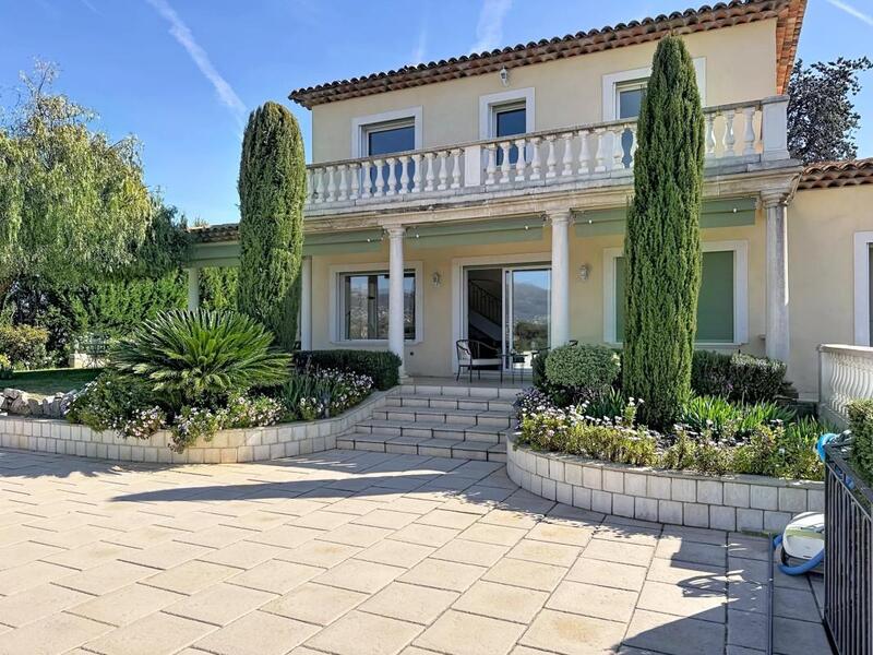Villa - 171 m² - 6 pièces