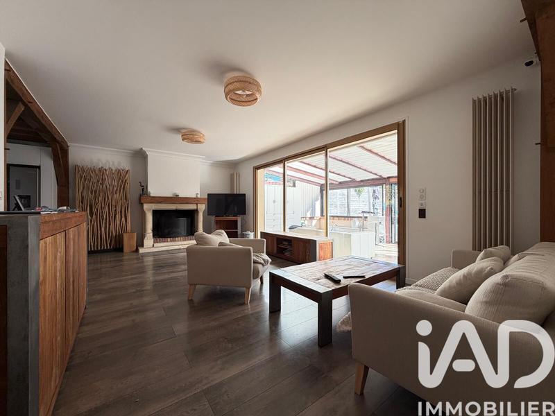 Maison - 167 m² - 6 pièces