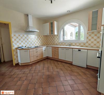 Maison - 140 m² - 6 pièces