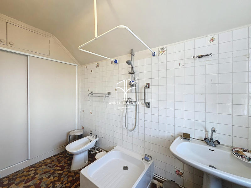 Appartement - 97 m² - 4 pièces