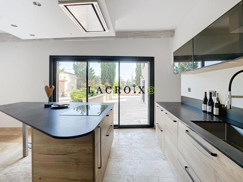 Maison - 169 m² - 5 pièces