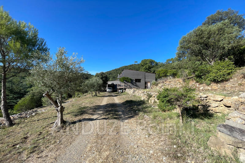 Maison - 207 m² - 7 pièces