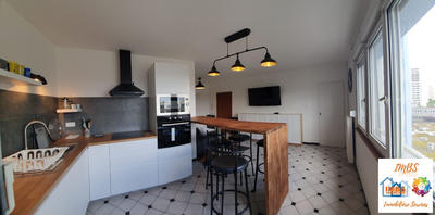 Appartement - 122 m² - 1 pièce