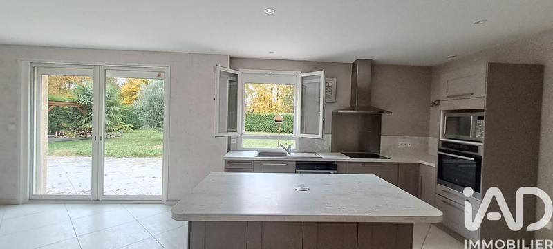 Maison - 145 m² - 7 pièces