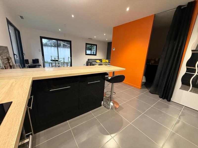 Villa - 84 m² - 3 pièces