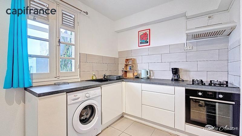 Villa - 330 m² - 13 pièces