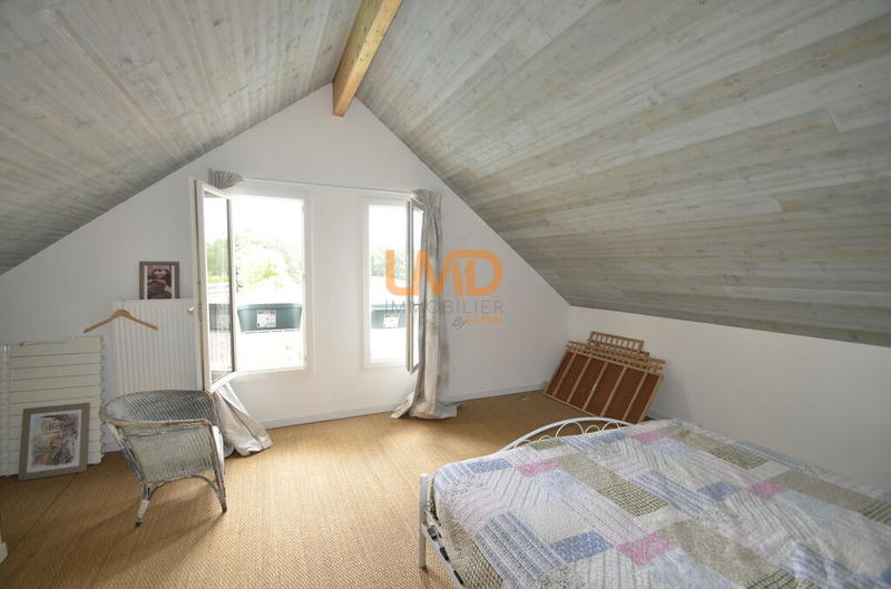 Propriété - 215 m² - 11 pièces