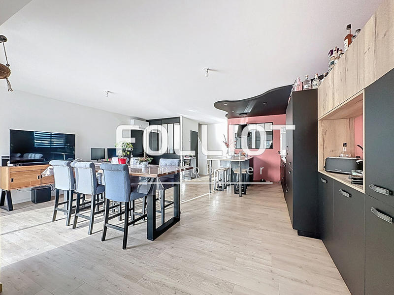 Maison - 159 m² - 7 pièces