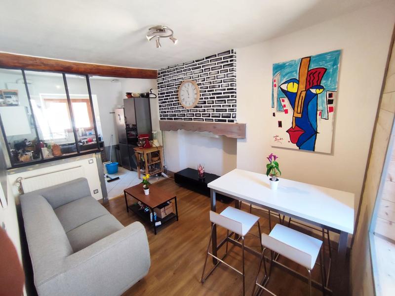 Maison - 240 m² - 13 pièces