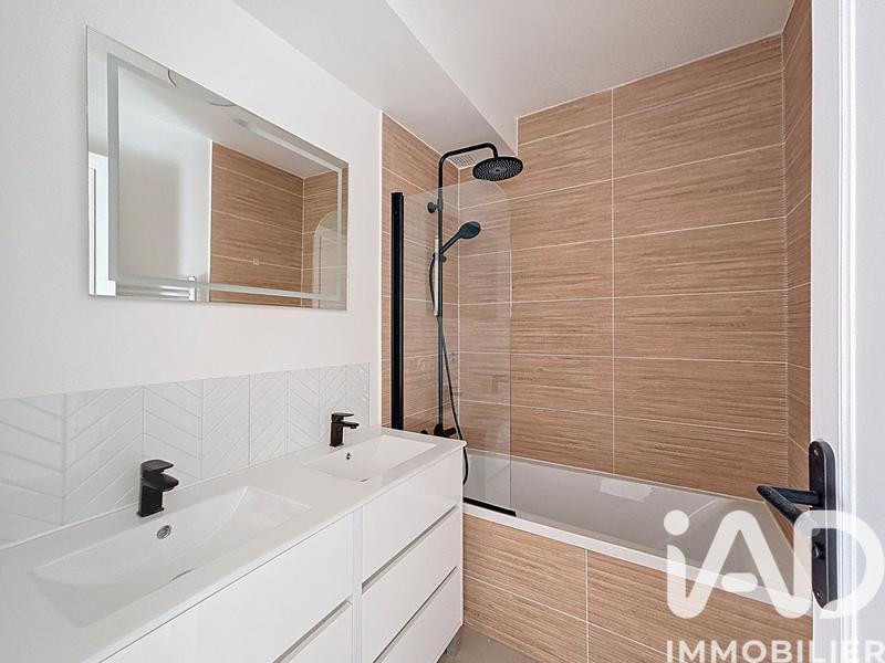 Appartement - 93 m² - 5 pièces