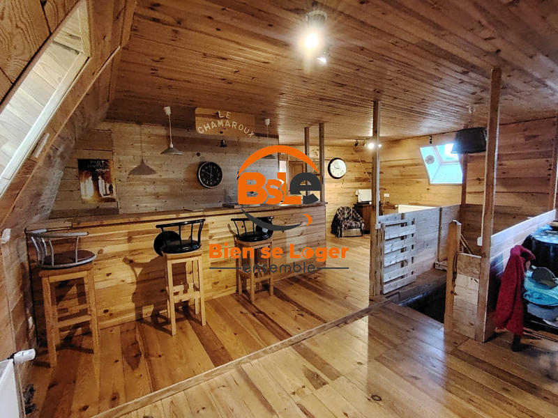 Maison - 122 m² - 6 pièces