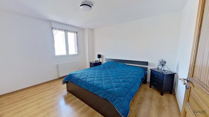 Maison - 168 m² - 7 pièces