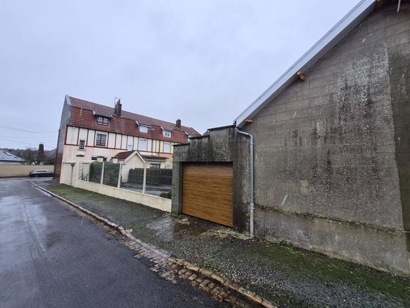 Maison - 87 m² - 6 pièces