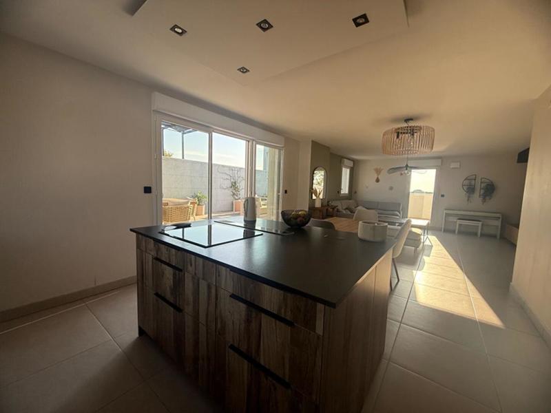 Appartement - 82 m² - 4 pièces