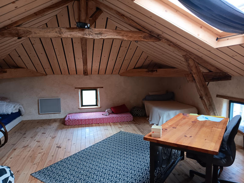 Maison - 250 m² - 8 pièces