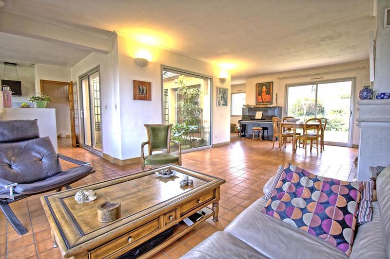 Maison - 172 m² - 7 pièces