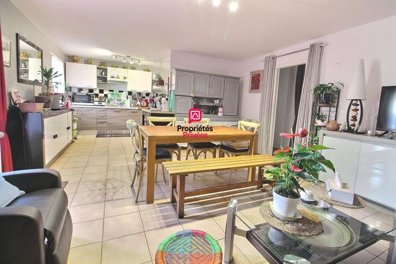 Appartement - 75 m² - 4 pièces