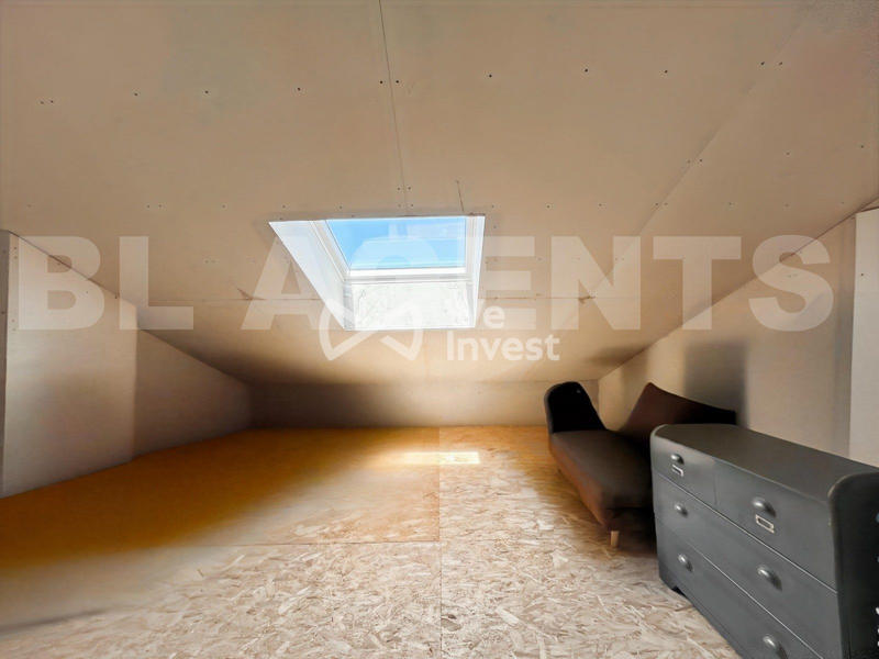 Maison - 185 m² - 8 pièces