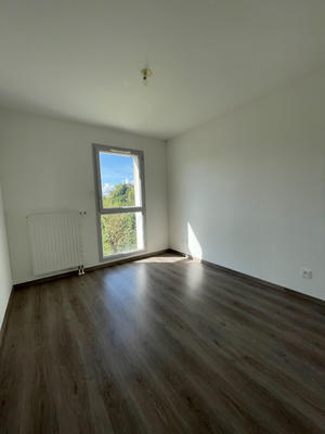 Maison - 87 m² - 5 pièces