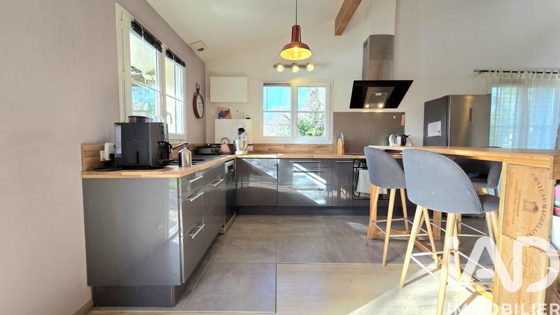 Maison - 122 m² - 5 pièces