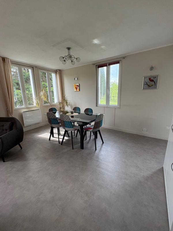 Maison - 100 m² - 5 pièces