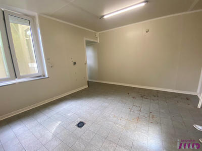 Local commercial - 110 m²