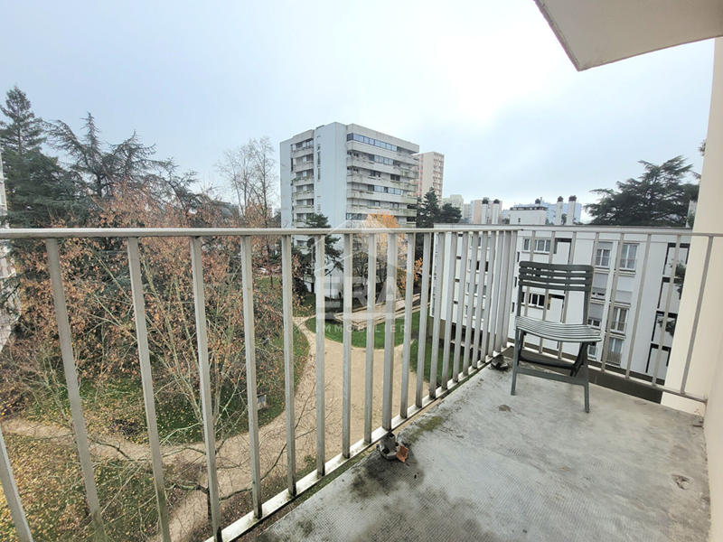 Appartement - 79 m² - 4 pièces