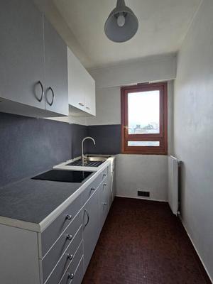 Studio - 30 m² - 1 pièce