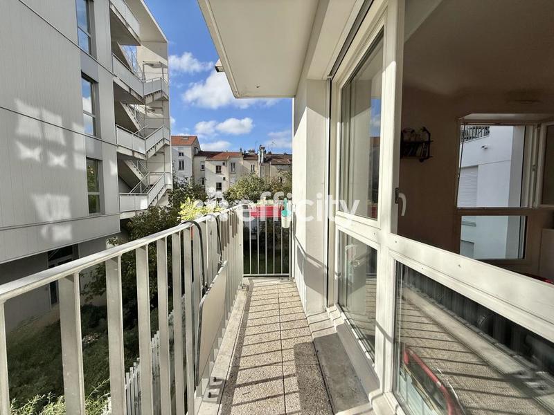 Appartement - 61 m² - 3 pièces