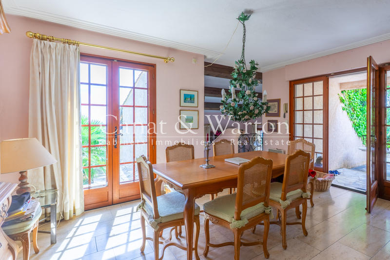Villa - 140 m² - 5 pièces