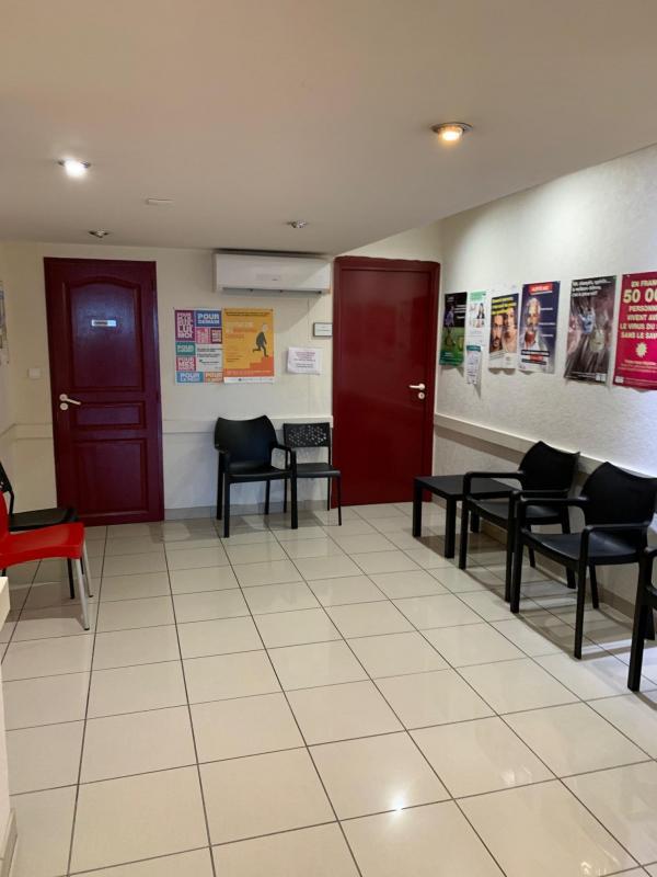 Local d'activité / Entrepôt - 180 m²