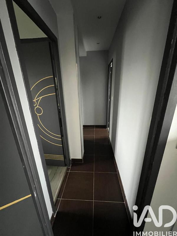 Maison - 144 m² - 8 pièces