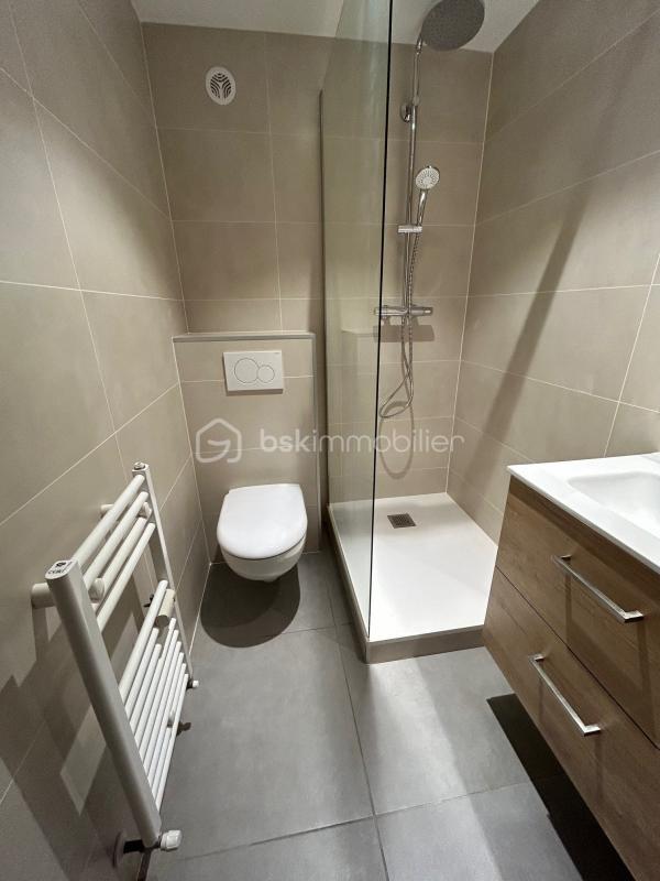 Studio - 28 m² - 1 pièce